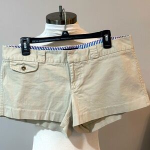 American Eagle low rise preppy tan original short shorts. EUC size 12